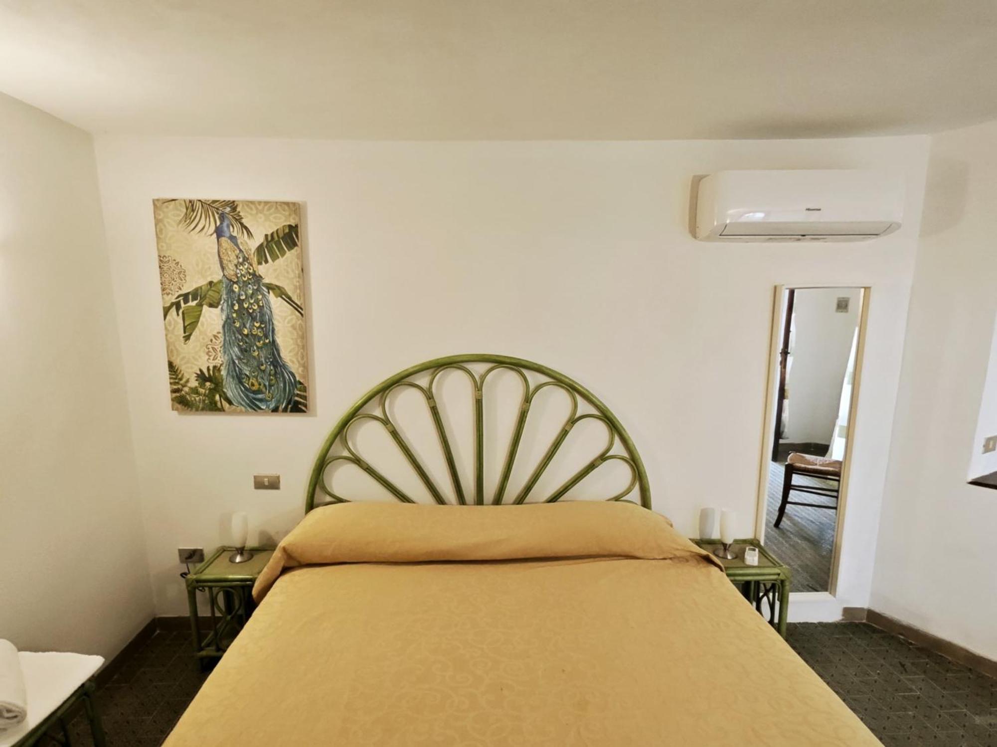 Hotel Golfo Azzurro กาโปลิเวรี ภายนอก รูปภาพ